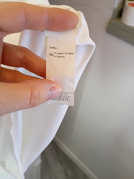 CUPSHE White V-Neck Button Front Women's Top - Picture 5 of 6